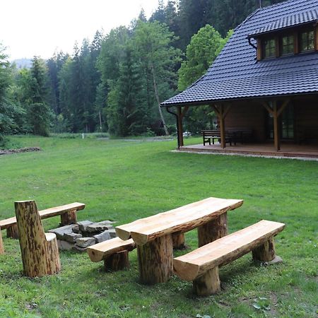 Drevenice V Brodske Novy Hrozenkov Luaran gambar