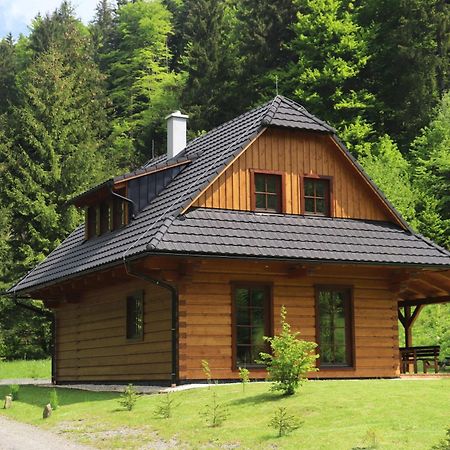 Drevenice V Brodske Novy Hrozenkov Luaran gambar